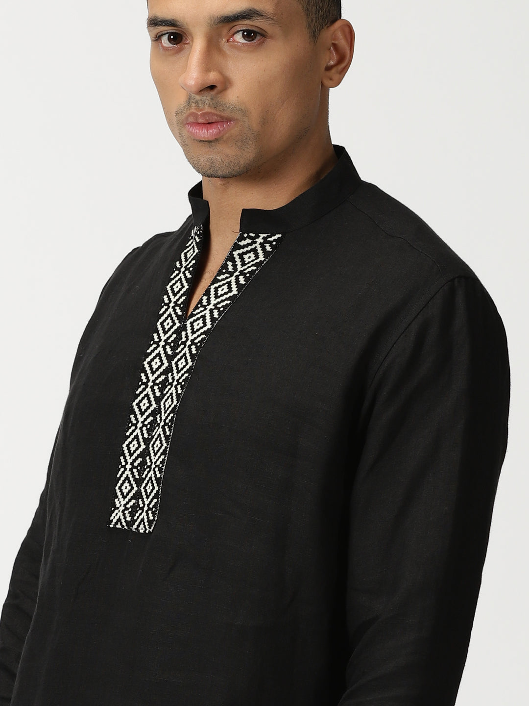 Fredrik - Pure Linen Toda Hand-Embroidered Long Sleeve Shirt - Black