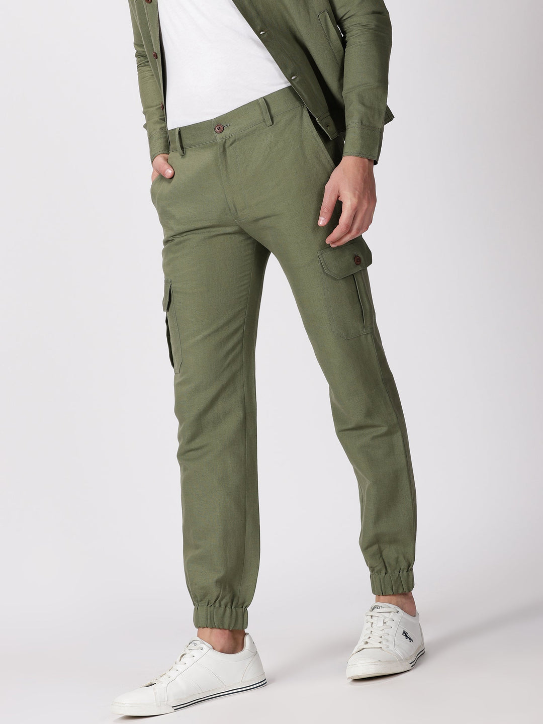 what color shirt to wear with olive green pants