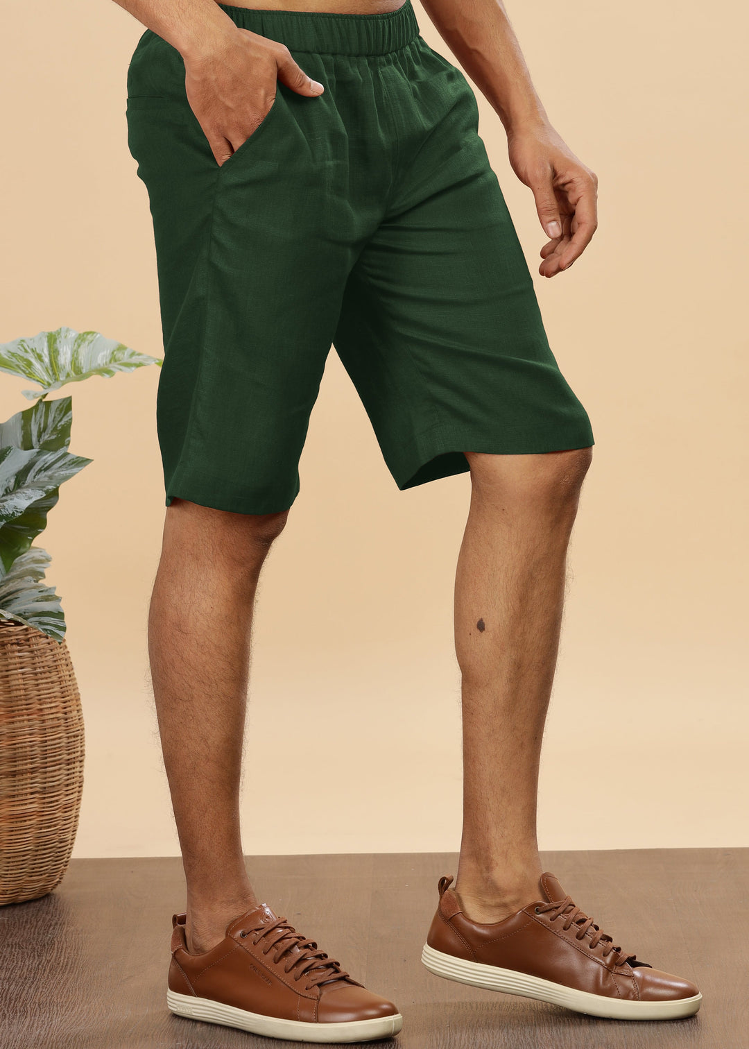 Trio Shorts - Pure Linen Shorts With Elastic Band - Dark Green