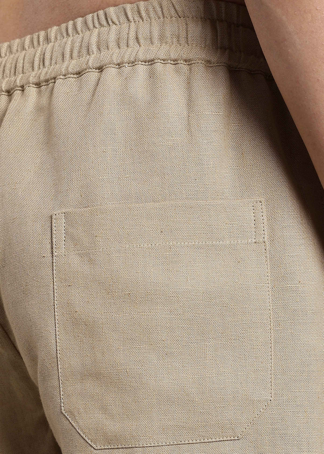 Oris - Pure Linen Relaxed Fit Shorts with Elastic Waistband and Drawstring - Light Hazelnut Brown