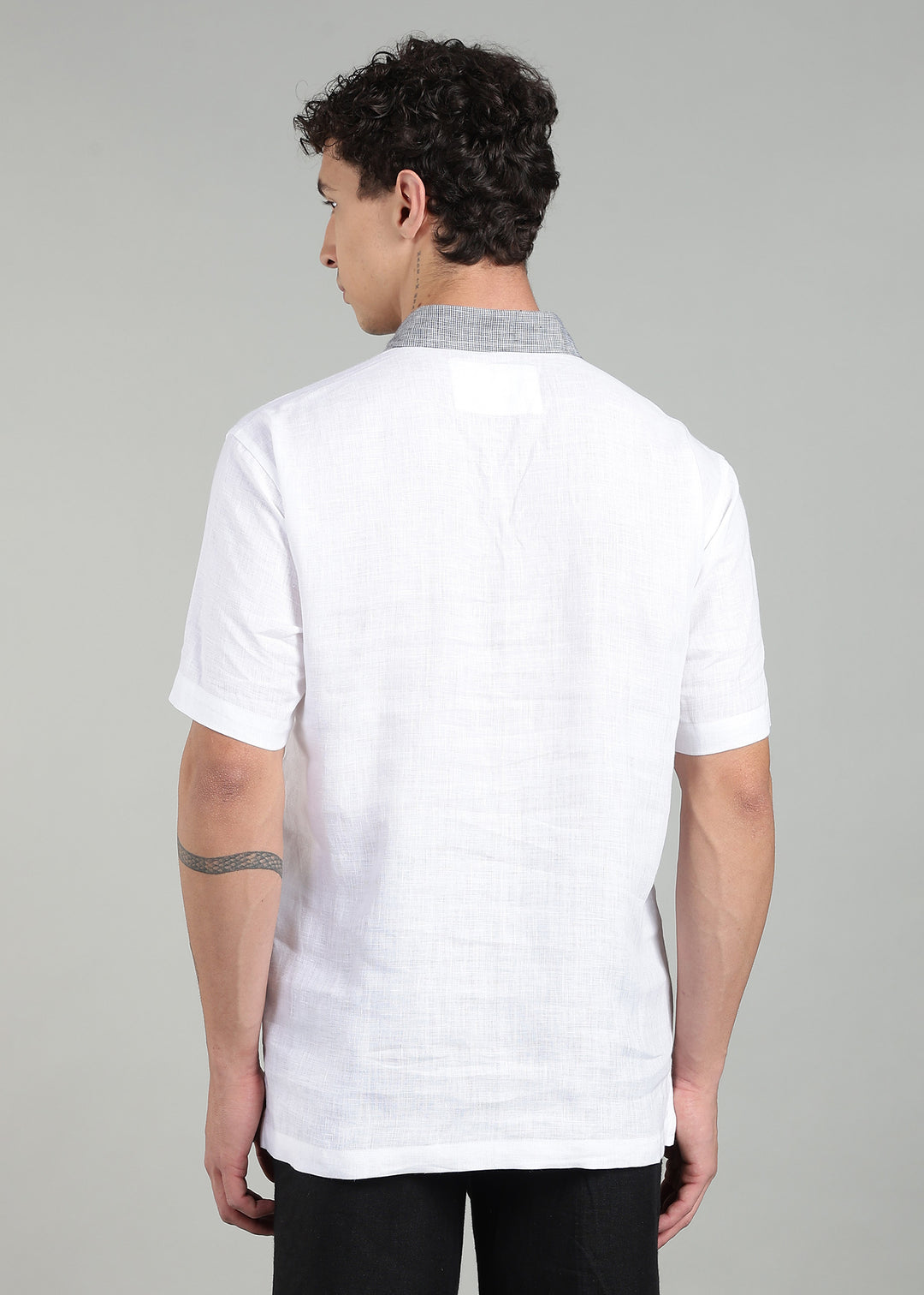 Fred - Pure Linen Polo T-Shirt - Black Houndstooth & White