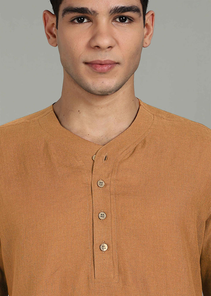 Ruben - Pure Linen Baseball Jersey Neckline T-Shirt - Mustard Brown