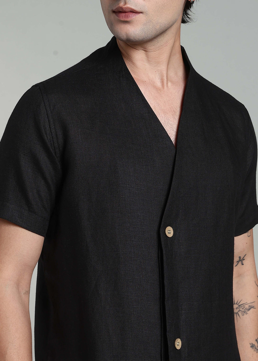 Void - Pure Linen Collarless Half Sleeve Shirt – Black