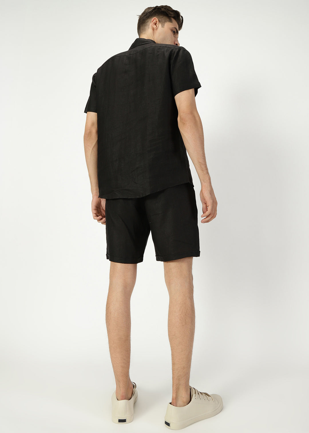 Matteo Pure Linen T-Shirt - Black