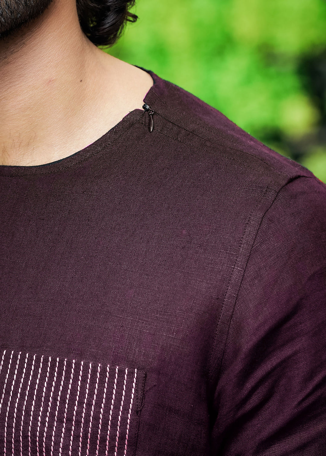 Simon - Pure Linen Stitch Detail Short Sleeve T-Shirt - Dark Purple (Factory Rescue)