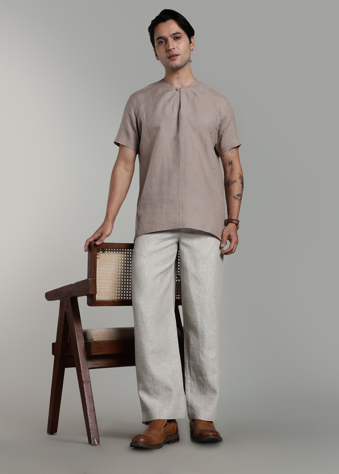 Cairo - Pure Linen Relaxed Fit Trousers with Elastic Waistband and Drawstring - Ecru