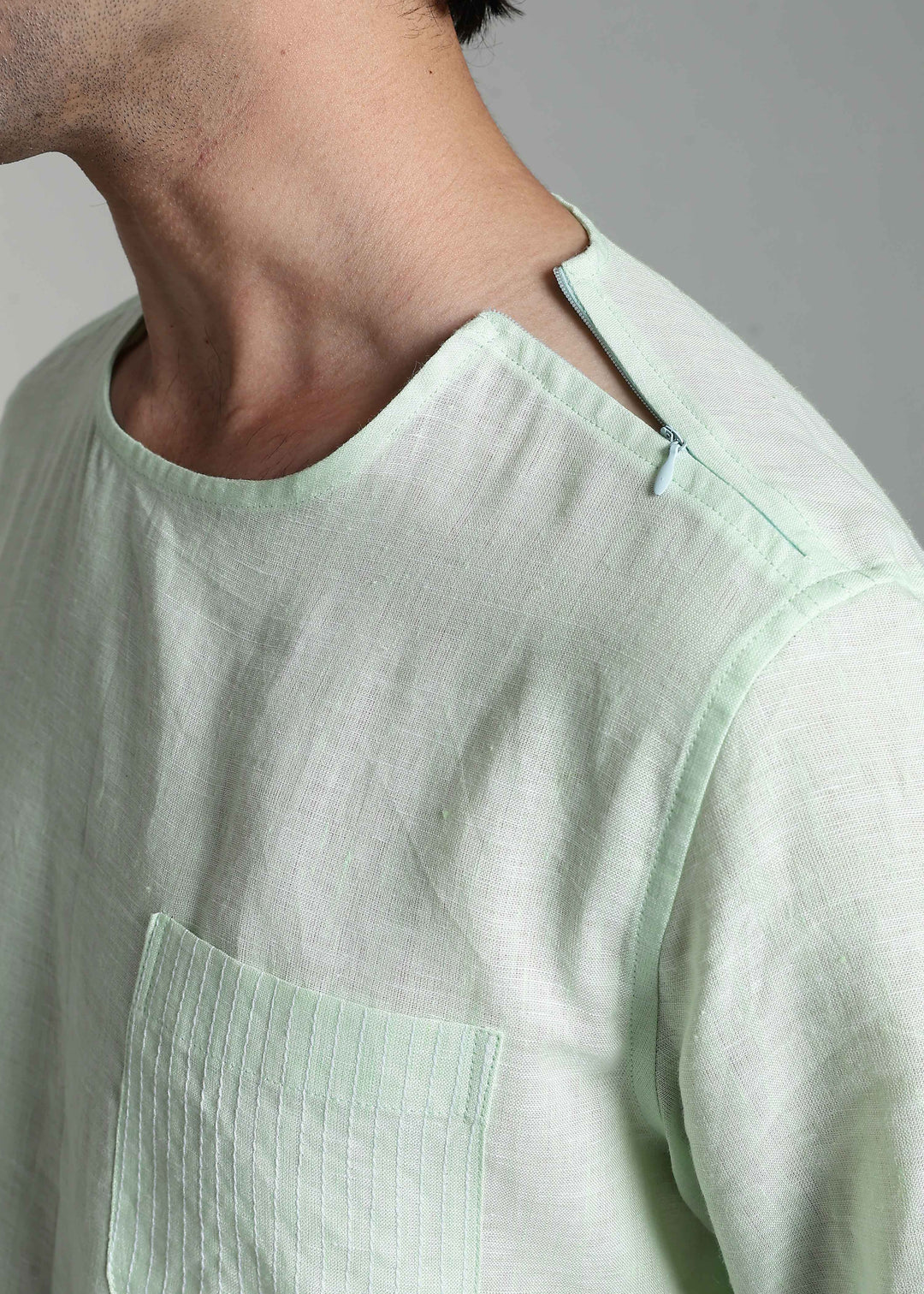 Simon - Pure Linen Stitch Detail Short Sleeve T-Shirt - Pastel Green