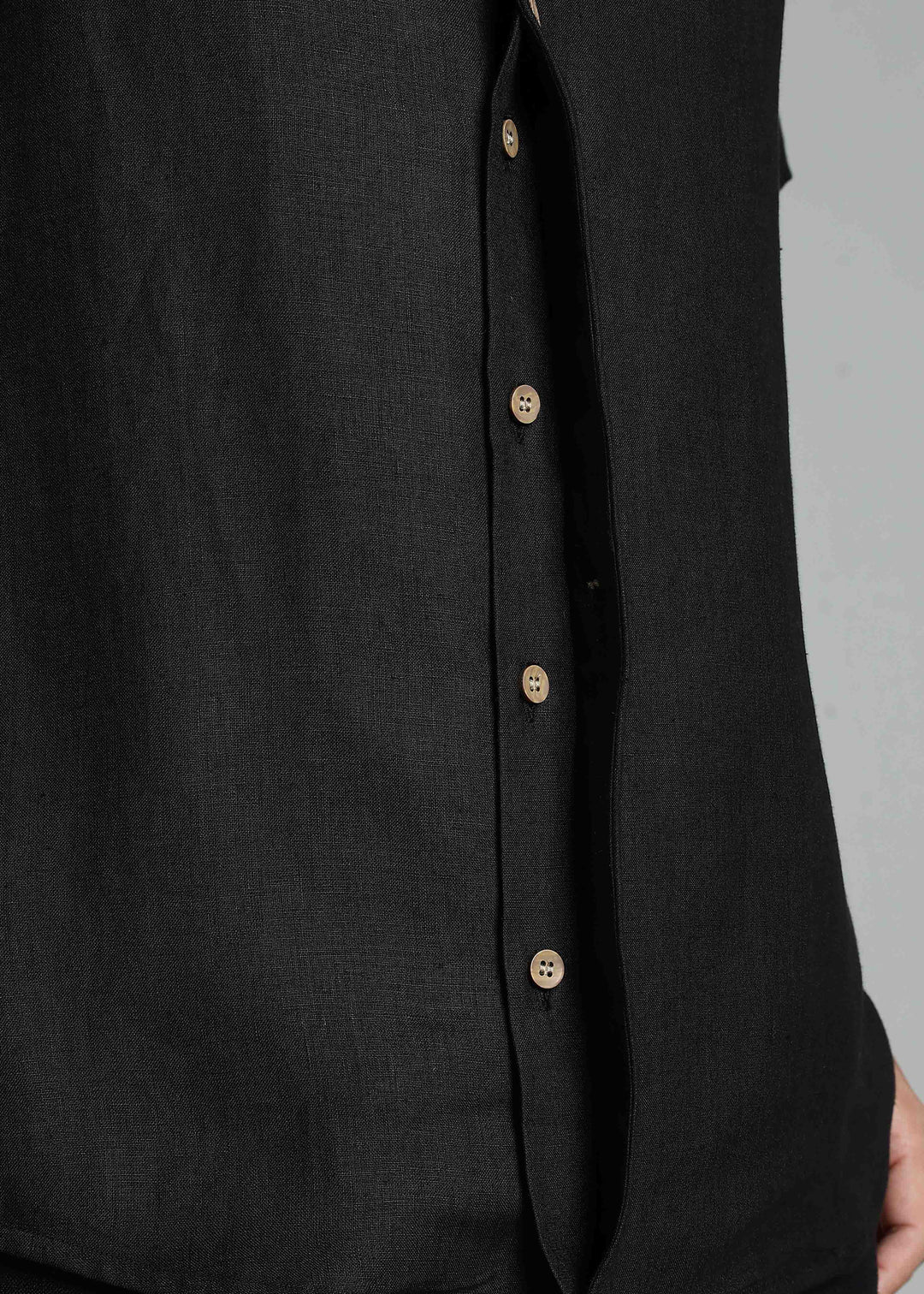 Void - Pure Linen Collarless Half Sleeve Shirt – Black