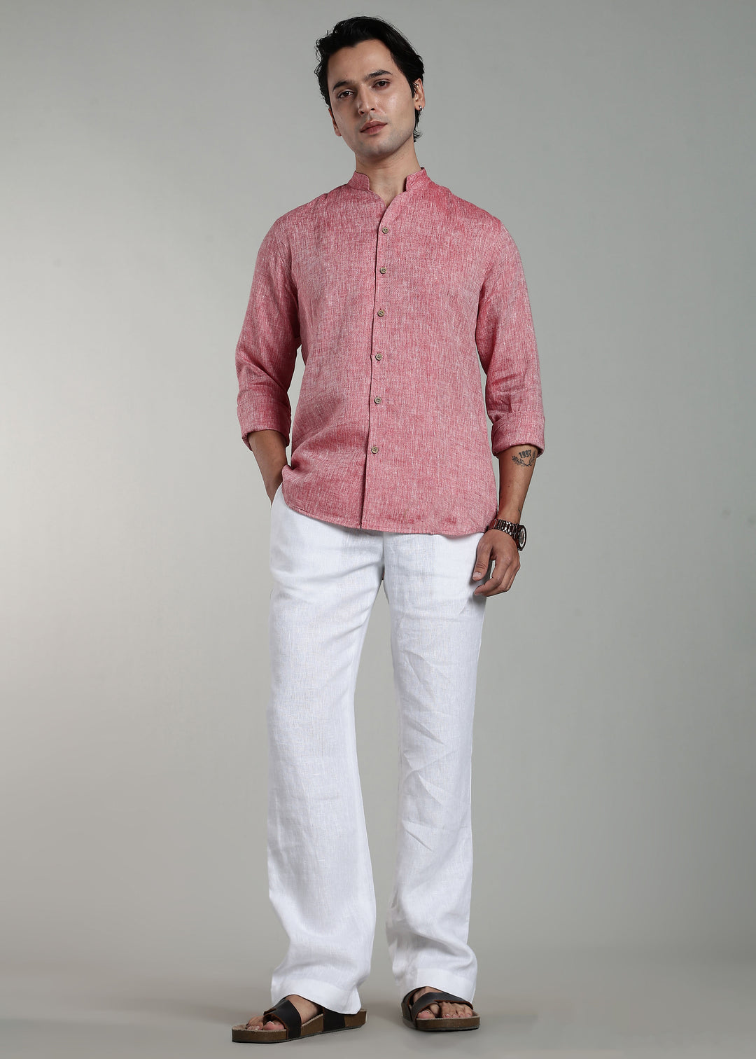 Zeke - Pure Linen Shirt with Back Box Pleat & Button Detail - Red Chambray