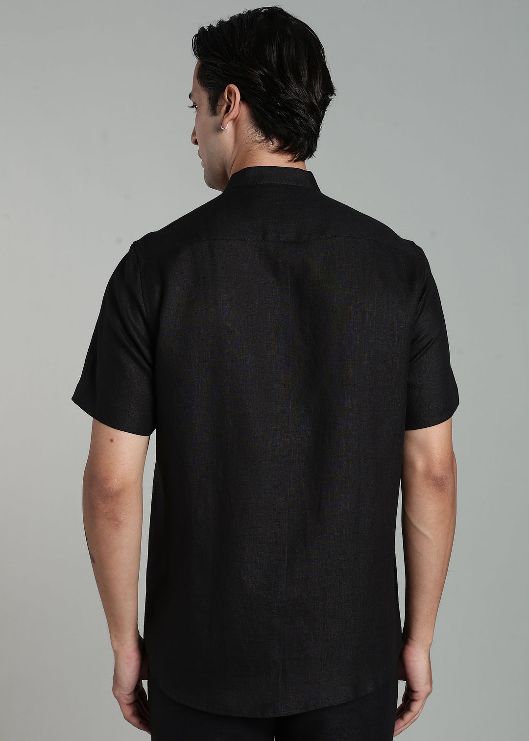 Mavro - Pure Linen Half Sleeve Shirt with Button Detail – Black