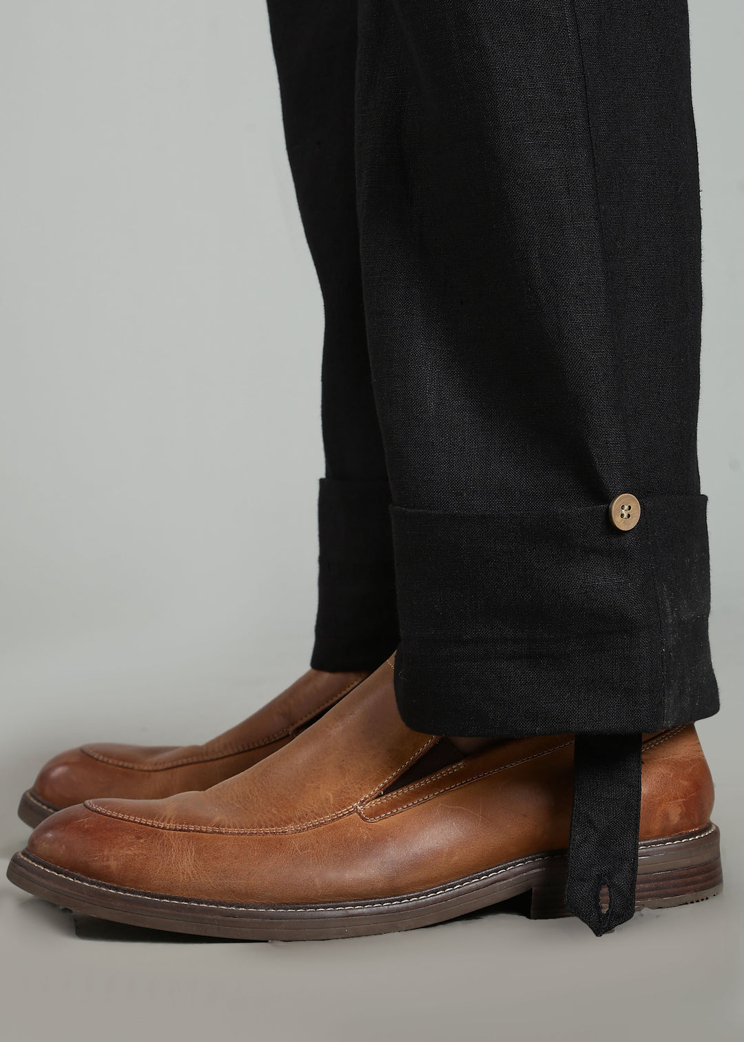 Vanta - Pure Linen Relaxed Trousers with Foldable Hem – Black