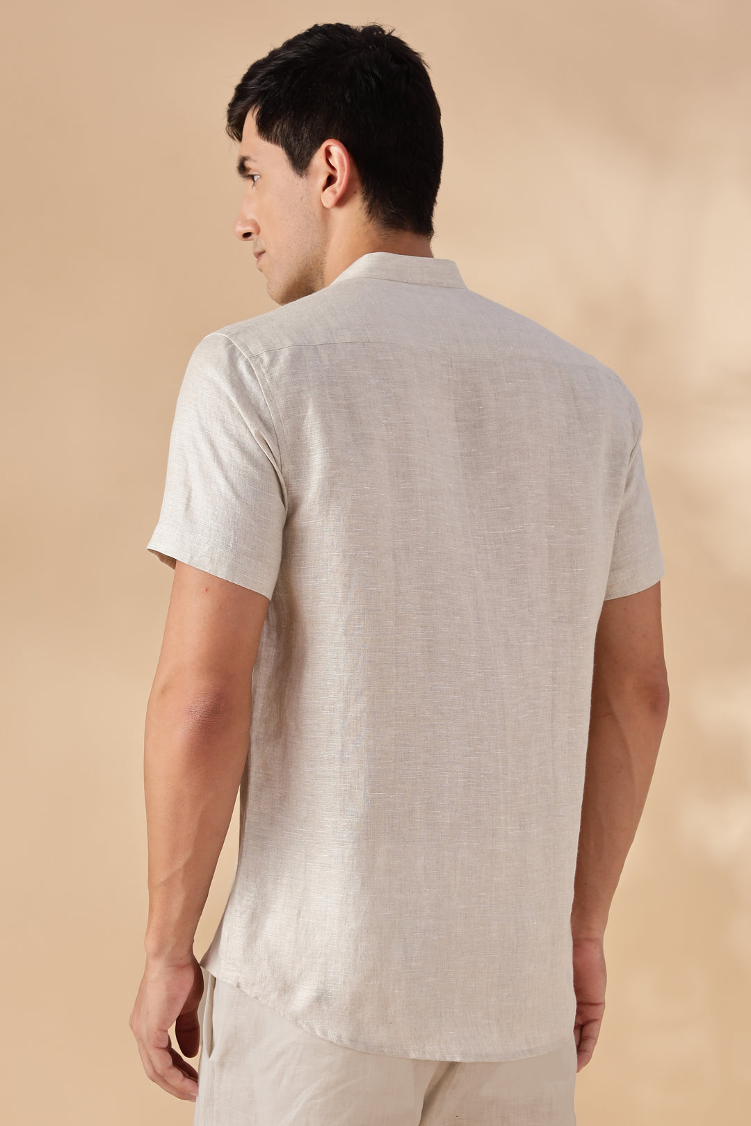 Amari - Pure Linen Short Sleeve Shirt with Floral Embroidery - Ecru