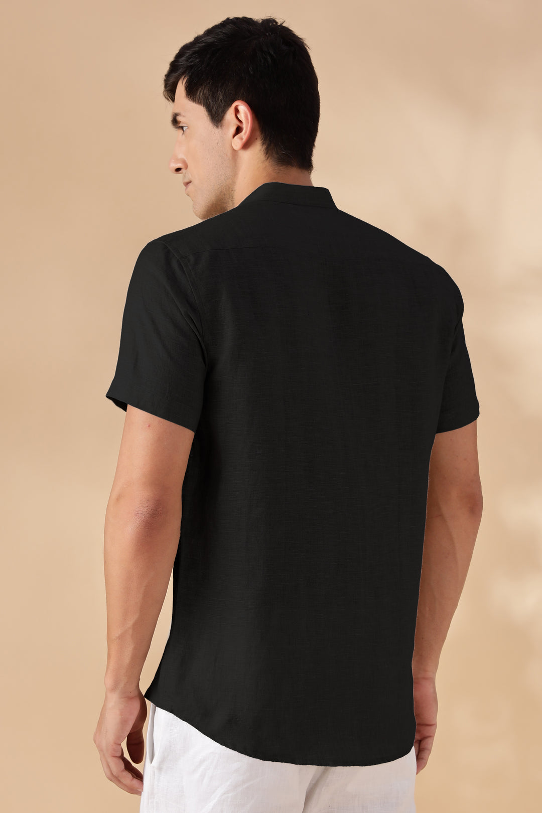 Amari - Pure Linen Short Sleeve Shirt with Floral Embroidery - Black