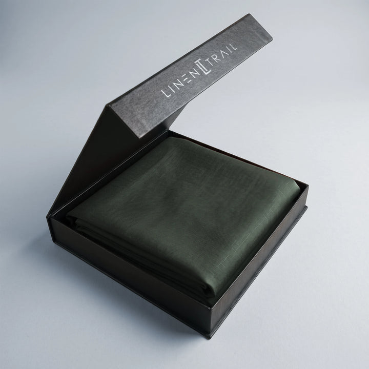 Dark Green – 25 LEA Pure Linen Fabric