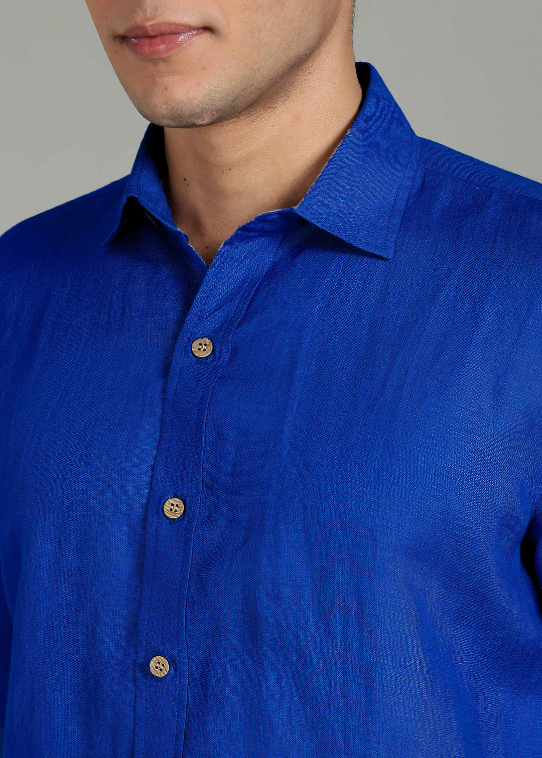 Cade - Pure Linen Shirt with Back Box Pleat - Egyptian Blue