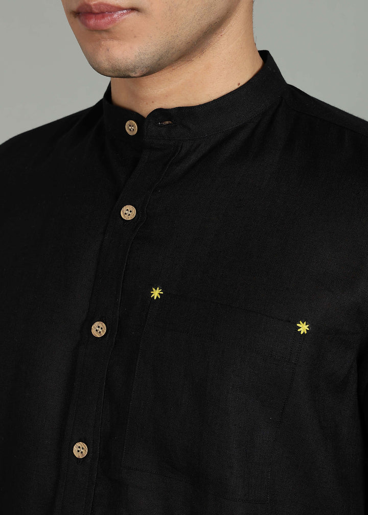 100% pure linen black full sleeve shirt in 60 LEA worn by a person on a gray background