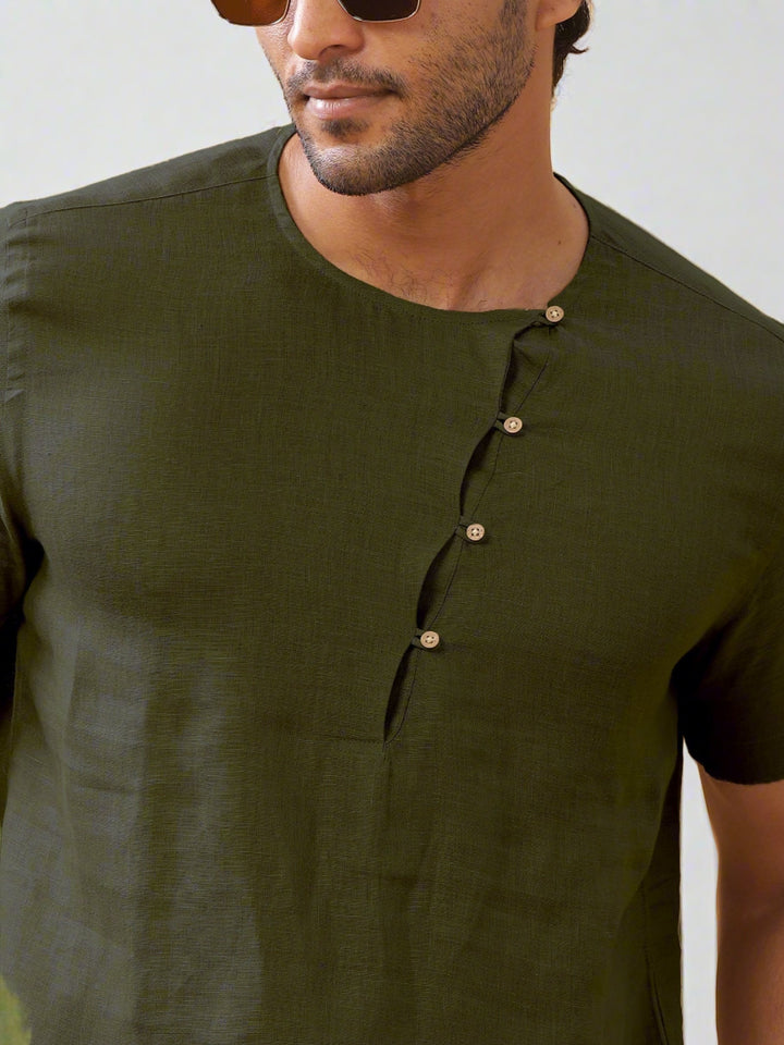 Evan - Pure Linen Short Sleeve T-Shirt - Moss Green