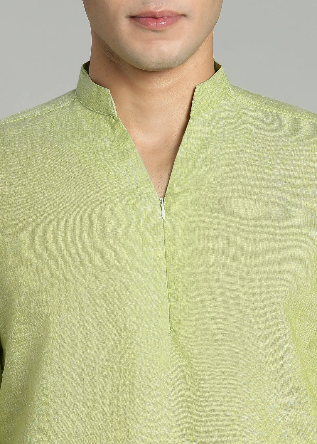 Arnav - Full Sleeve Broad-Notched Collar Pure Linen Short Kurta - Light Green Chambray