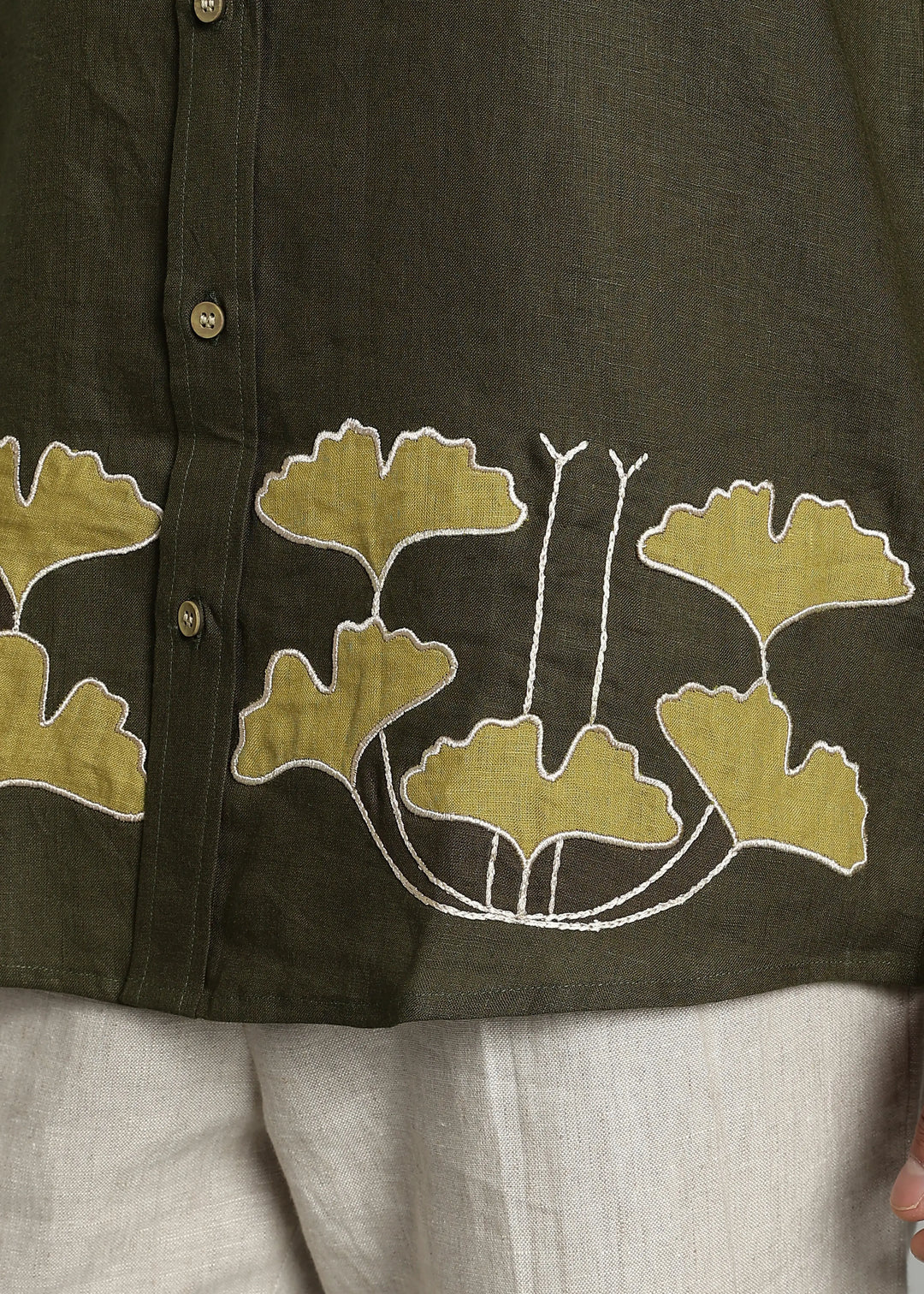 Clover – Pure Linen Appliqué Mandarin Collar Full Sleeve Shirt – Moss Green
