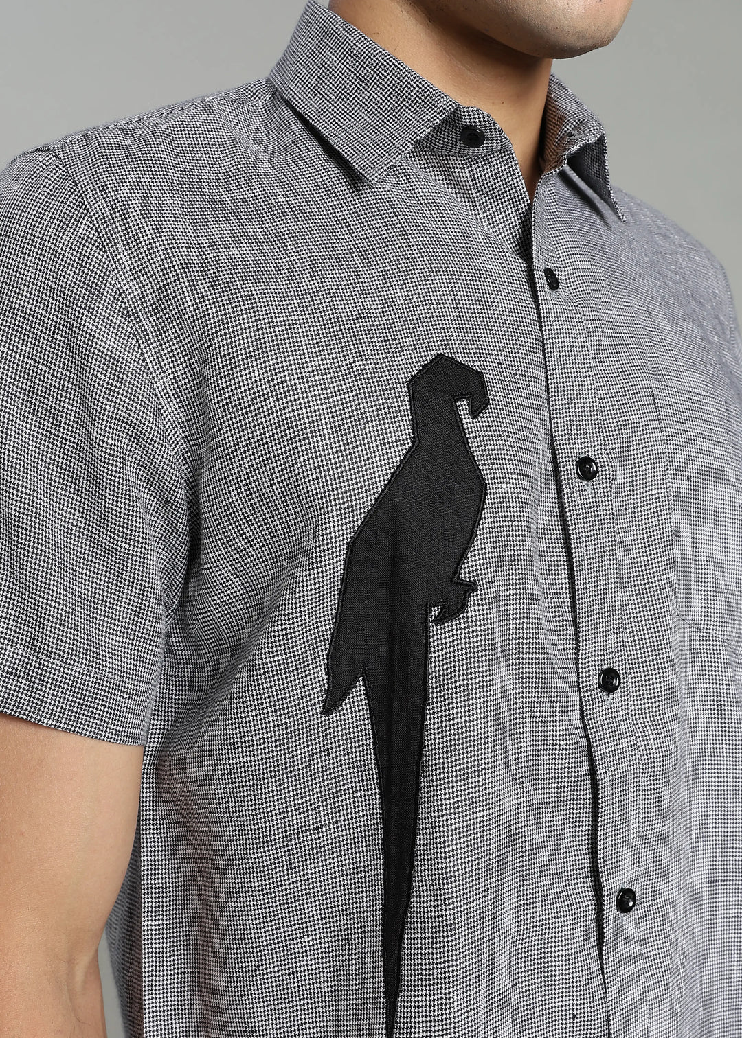Jay - Pure Linen Appliqué Half Sleeve Shirt - Black Houndstooth