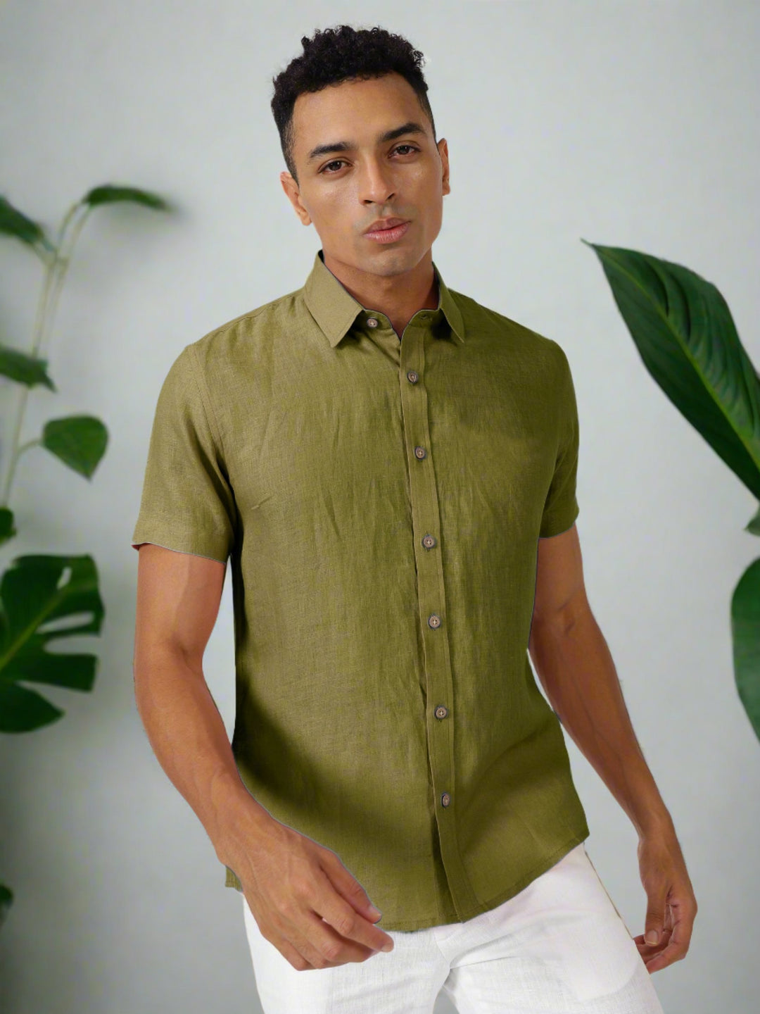 Ron - Pure Linen Half Sleeve Shirt - Sap Green