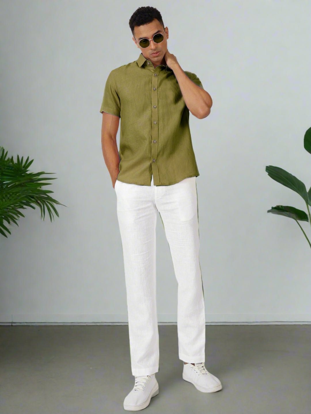 Ron - Pure Linen Half Sleeve Shirt - Sap Green