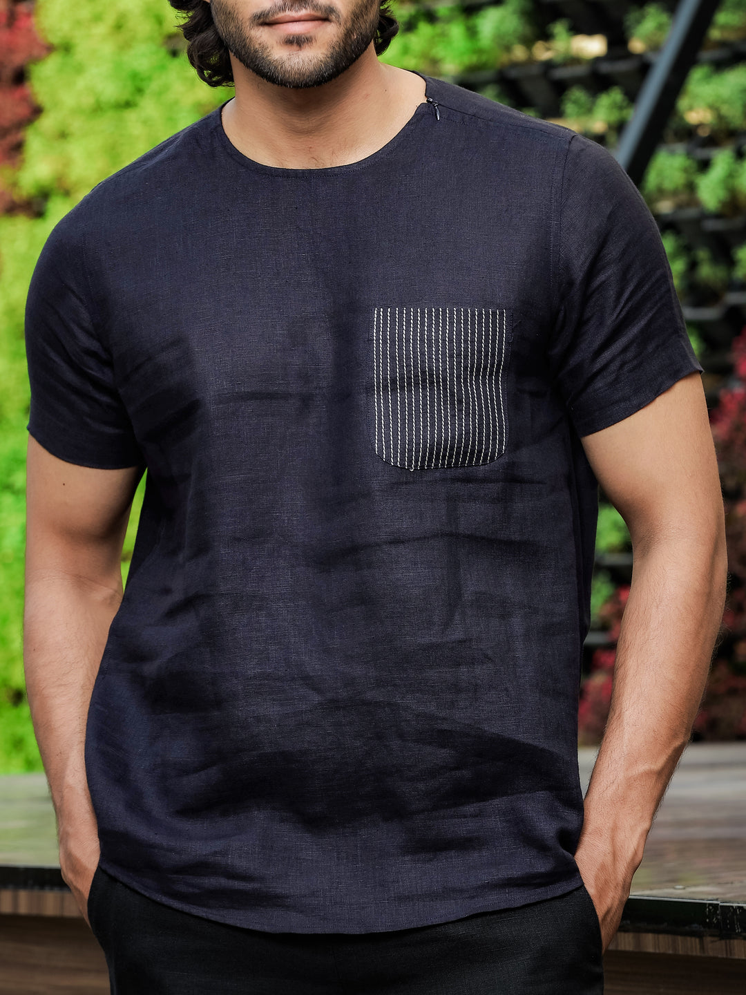 Simon - Pure Linen Stitch Detail Short Sleeve T-Shirt - Dark Blue