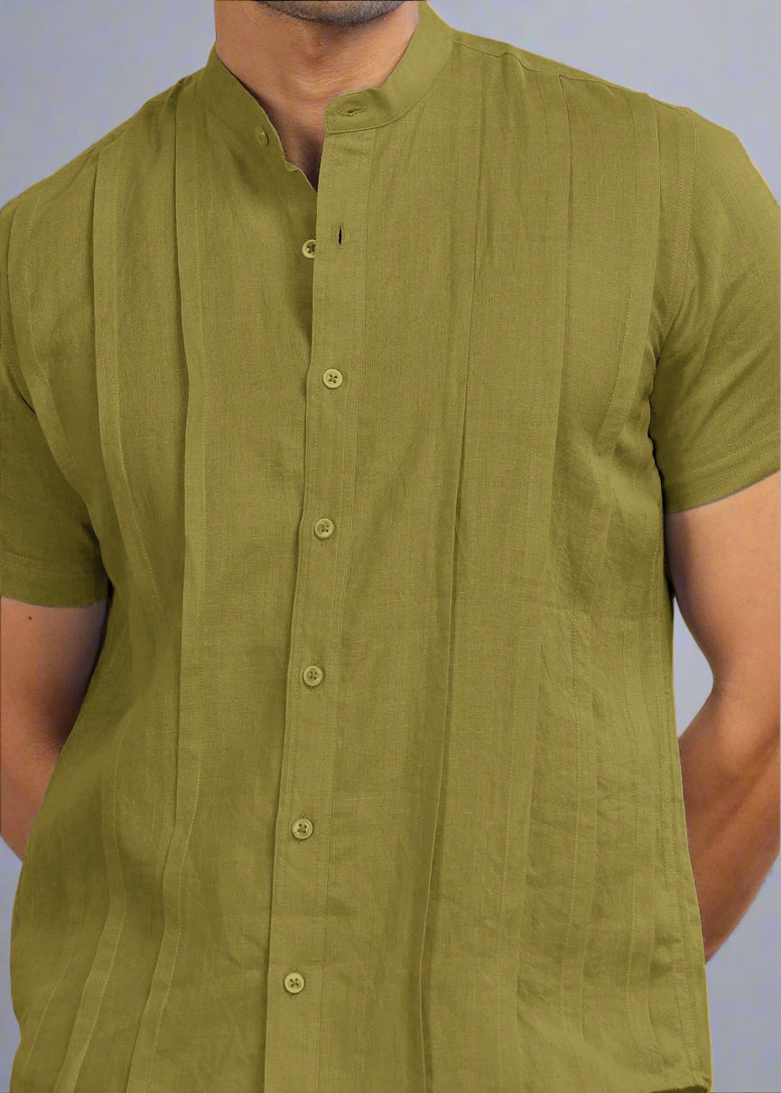 Stark 100% Pure Linen Half Sleeve Shirt in Sap Green with Regular Collar crafted in 60 LEA