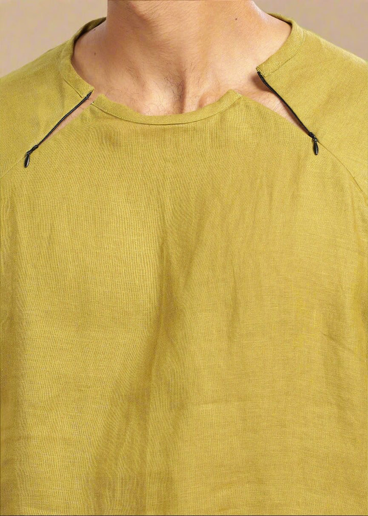 Trio Raglan Sleeve Pure Linen T-Shirt With Zipper | Sap Green