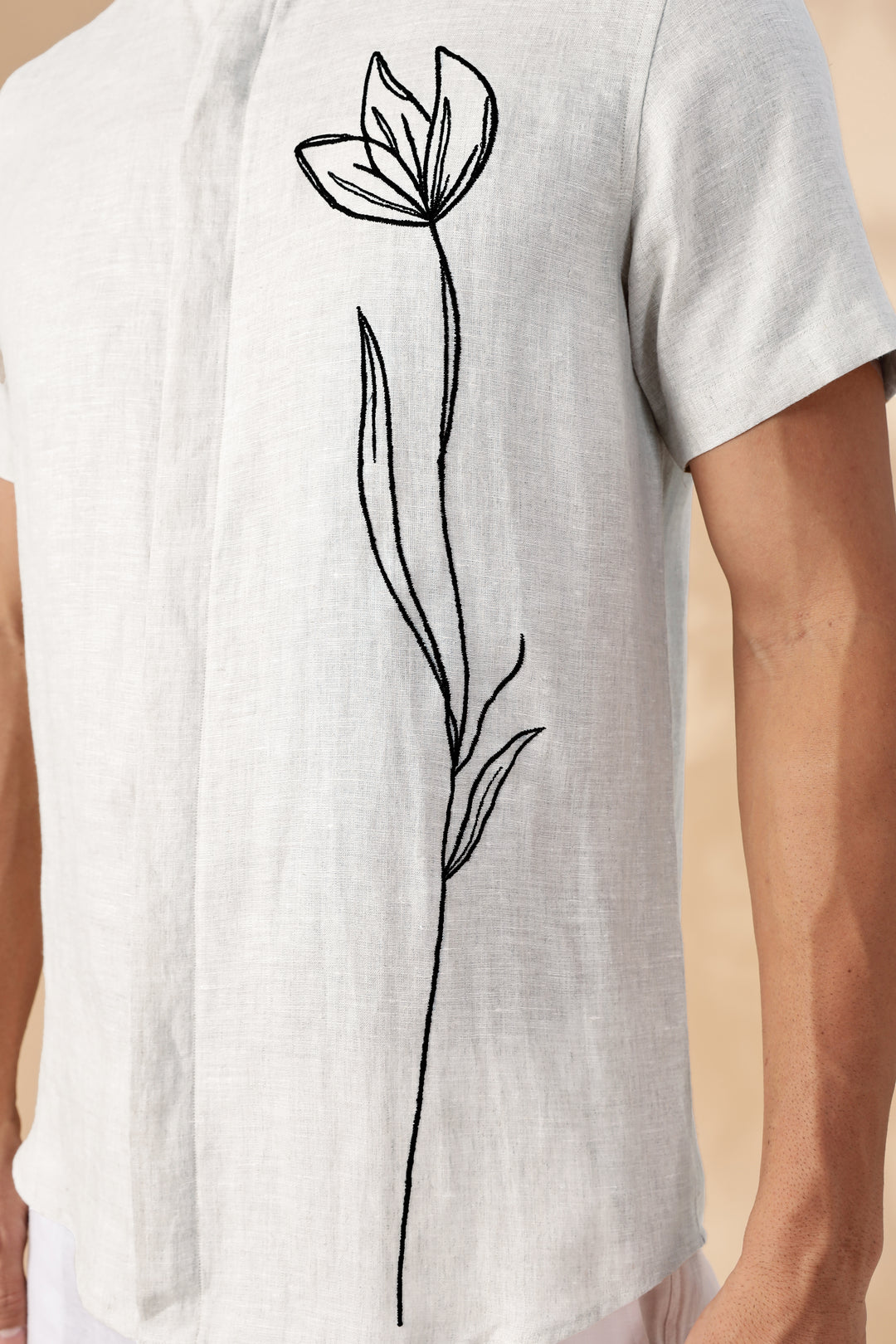 Amari - Pure Linen Short Sleeve Shirt with Floral Embroidery - White