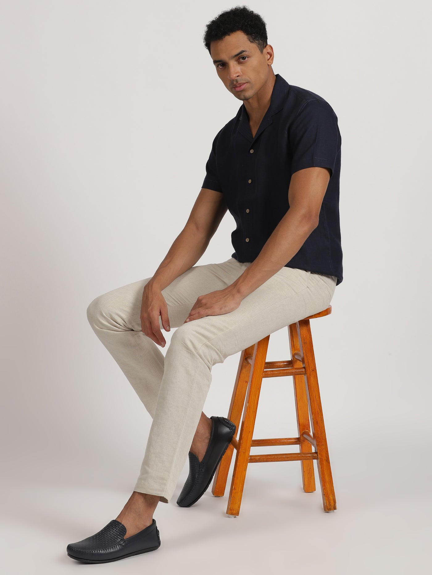 Earl - Pure Linen Half Sleeve Shirt With Stitch Details  - Dark Blue
