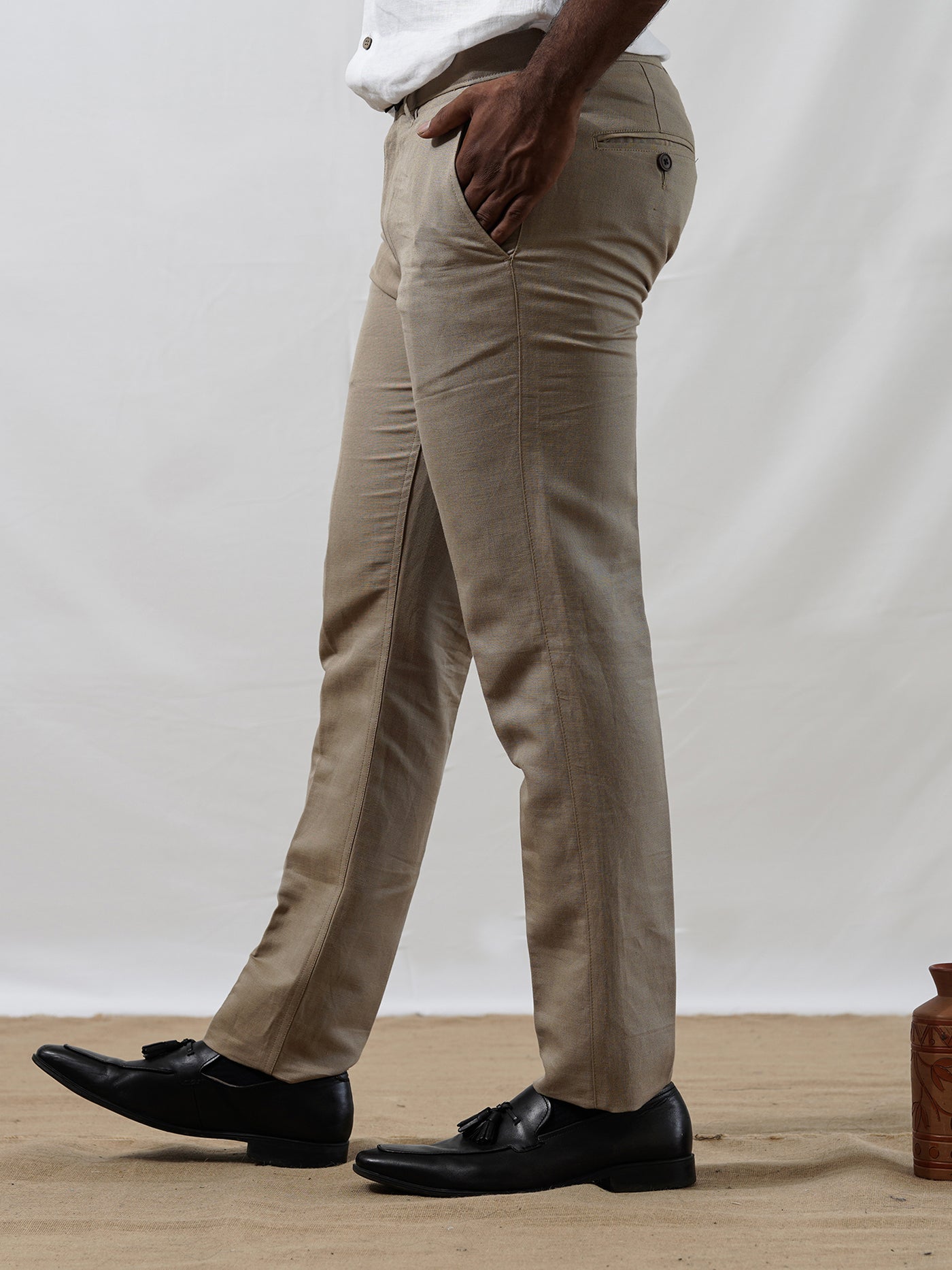 Ian Chino - Linen Trousers - Khaki